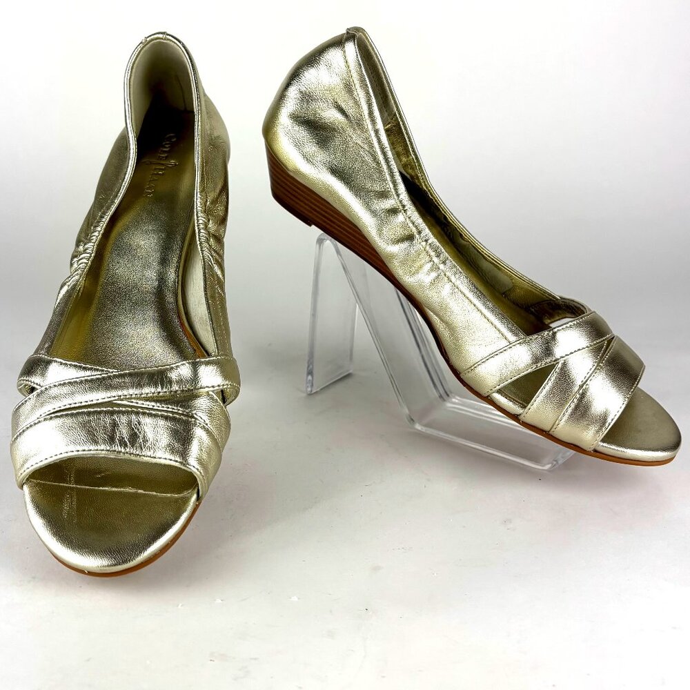 Cole Haan Gold Leather Peep Toe Wedge Shoes, Size 7.5B Like new